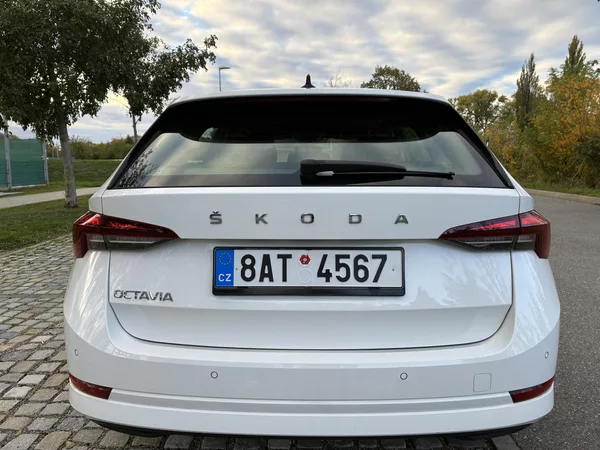 Škoda Octavia IV 2,0 TDI Ambition - foto 4