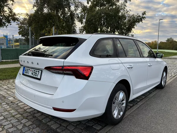 Škoda Octavia IV 2,0 TDI Ambition - foto 5