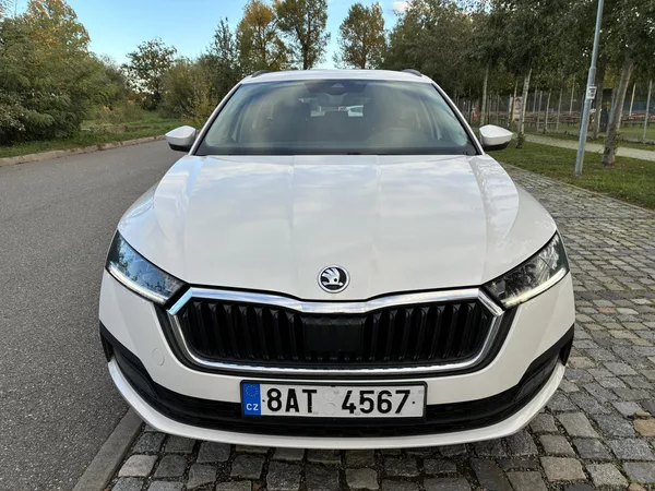 Škoda Octavia IV 2,0 TDI Ambition - foto 8