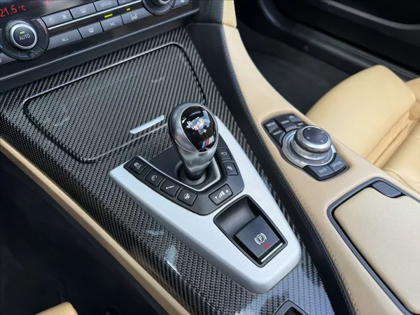 BMW M6 4,4 V8 412kW individual - foto 25