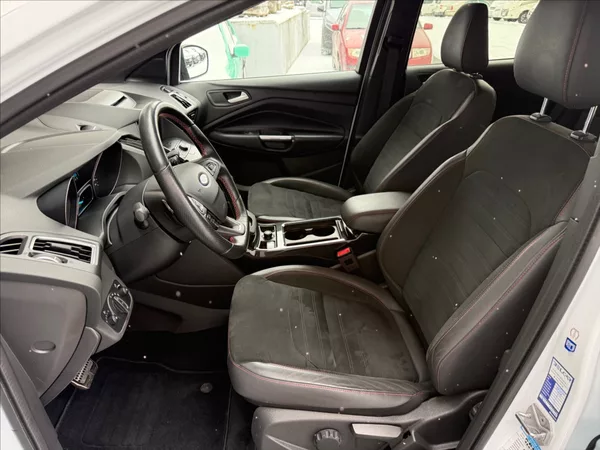 Ford Kuga 2,0 TDCi 132kW ST-line AT AWD - foto 12