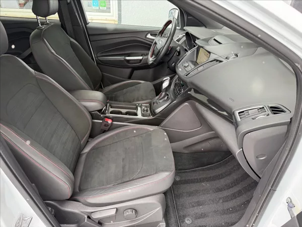 Ford Kuga 2,0 TDCi 132kW ST-line AT AWD - foto 13