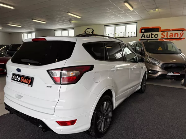 Ford Kuga 2,0 TDCi 132kW ST-line AT AWD - foto 6