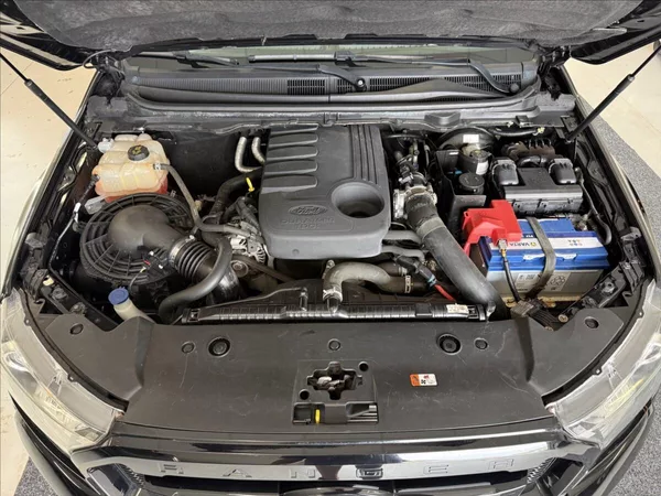 Ford Ranger 3,2 Limited,AT,po servisu! - foto 24