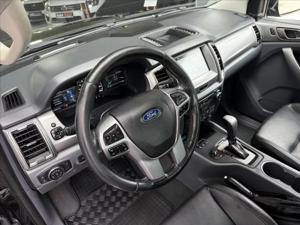 Ford Ranger 3,2 Limited,AT,po servisu! - foto 8