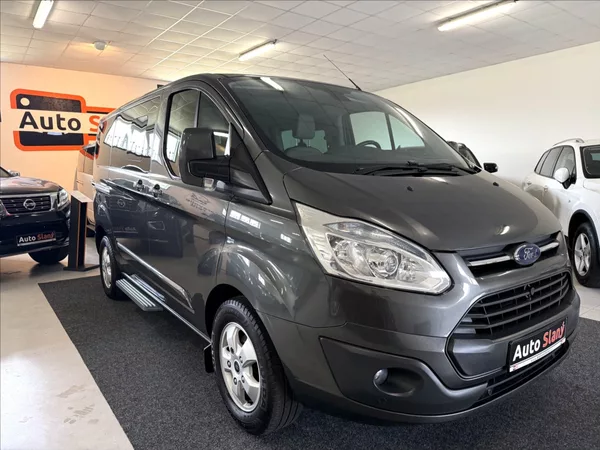 Ford Tourneo Custom 2,2 TitaniumX,114kW,1maj,po se - foto 2