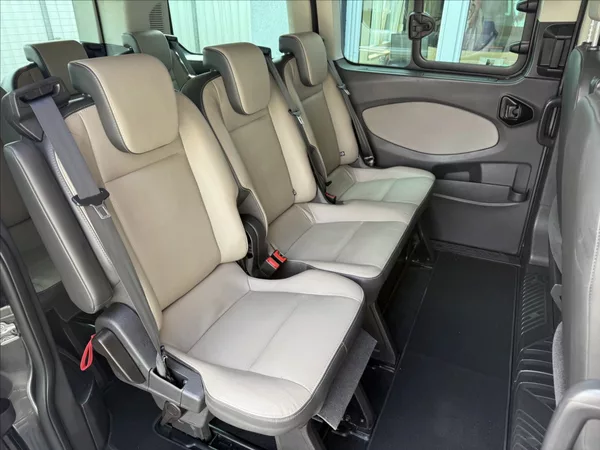 Ford Tourneo Custom 2,2 TitaniumX,114kW,1maj,po se - foto 20