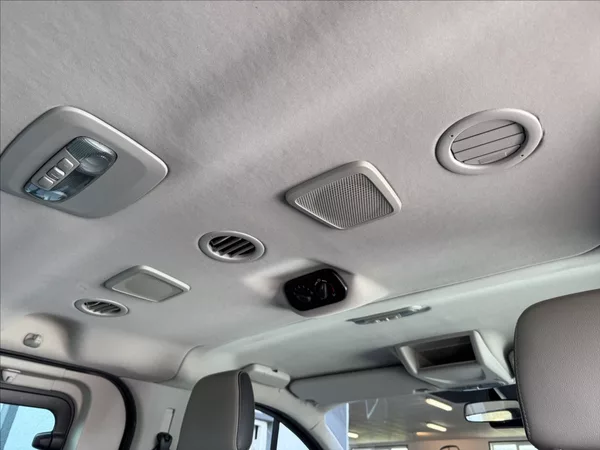 Ford Tourneo Custom 2,2 TitaniumX,114kW,1maj,po se - foto 21