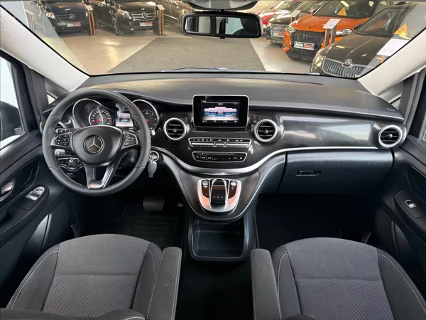 Mercedes-Benz Třídy V 2,2 V220d 8míst,LED,po servisu - foto 14