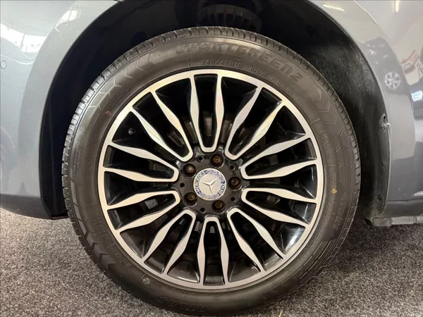 Mercedes-Benz Třídy V 2,2 V220d 8míst,LED,po servisu - foto 27
