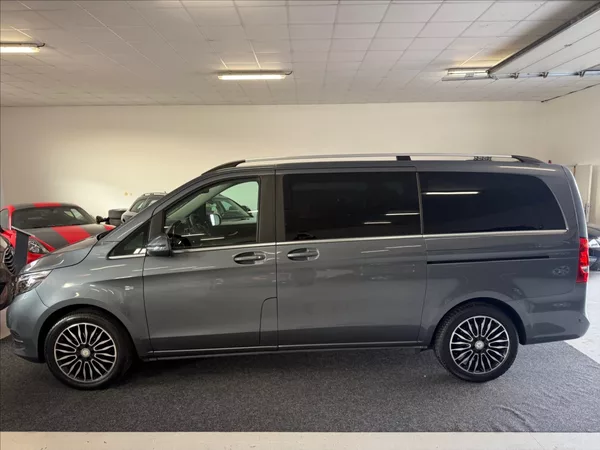 Mercedes-Benz Třídy V 2,2 V220d 8míst,LED,po servisu - foto 3