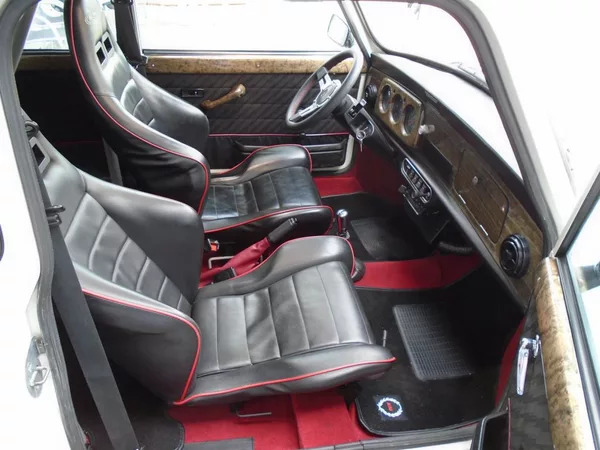 Mini Clubman 1,3 GT po kompl.renovaci! - foto 12