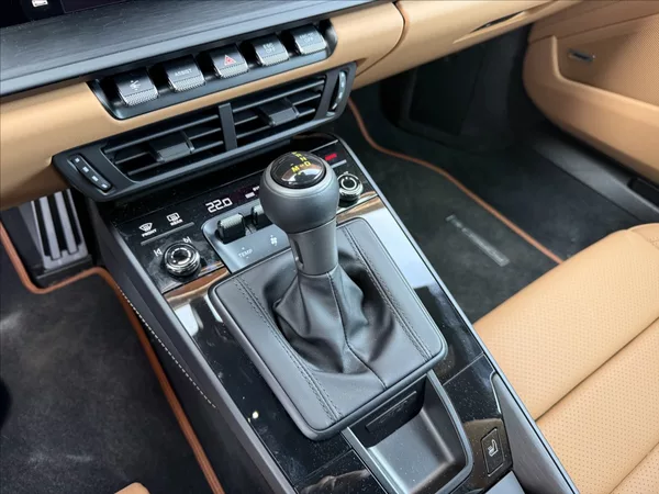 Porsche 911 4,0 GT3 Touring,CZ,nový vůz - foto 17