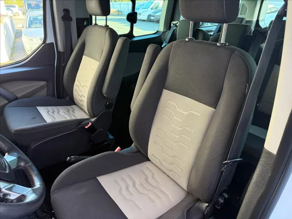 Ford Tourneo Custom 2,2 L2,Titanium, 92kW - foto 10