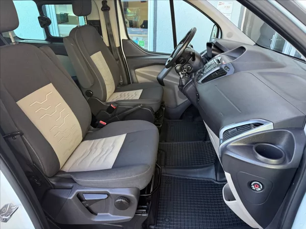 Ford Tourneo Custom 2,2 L2,Titanium, 92kW - foto 12
