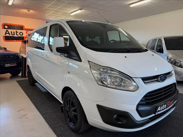 Ford Tourneo Custom 2,2 L2,Titanium, 92kW - foto 2