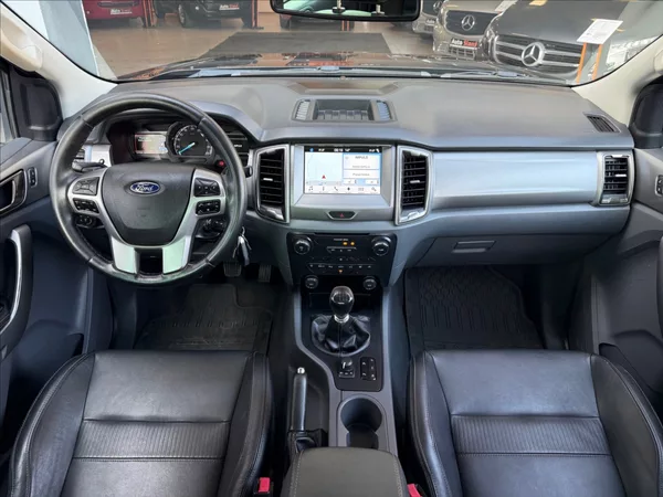 Ford Ranger 3,2 Limited,1maj,man,po servis - foto 13