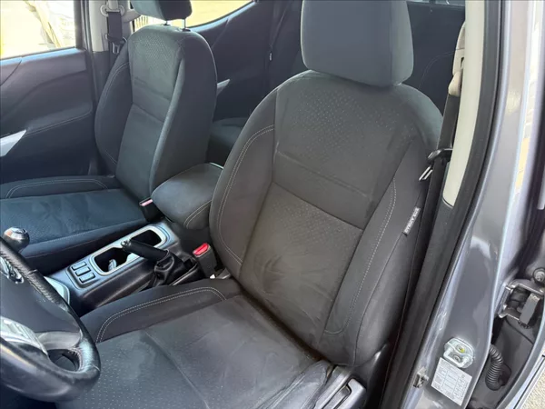 Nissan Navara 2,3 dCi 140kW,1maj.Hardtop,man - foto 10