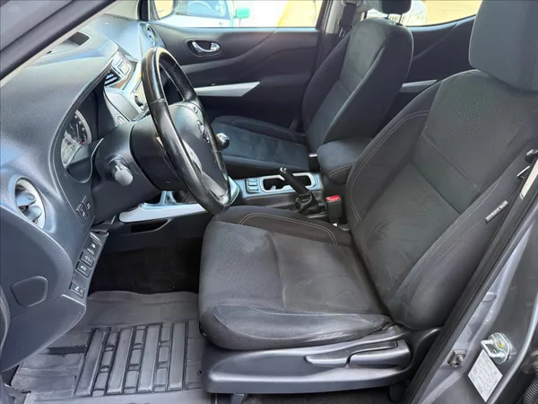 Nissan Navara 2,3 dCi 140kW,1maj.Hardtop,man - foto 11