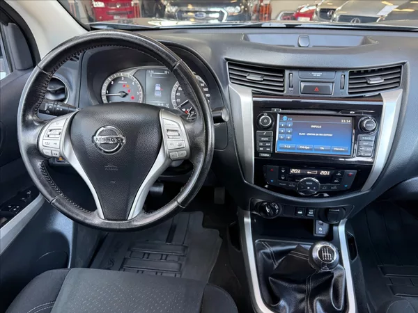 Nissan Navara 2,3 dCi 140kW,1maj.Hardtop,man - foto 14