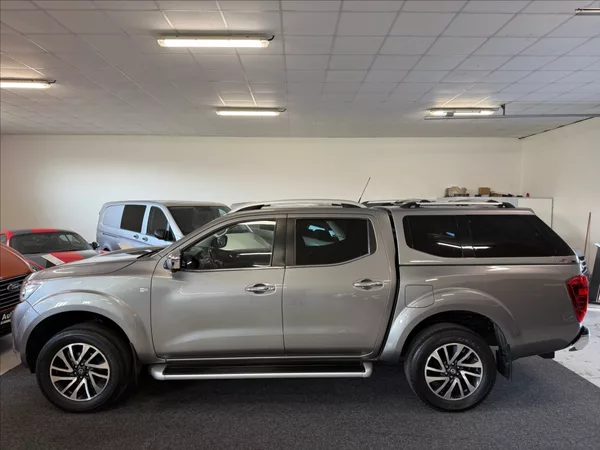 Nissan Navara 2,3 dCi 140kW,1maj.Hardtop,man - foto 3