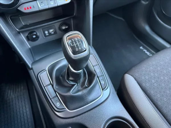 Hyundai Kona 1,0 T-GDI 1maj.CZ,po servisu - foto 16