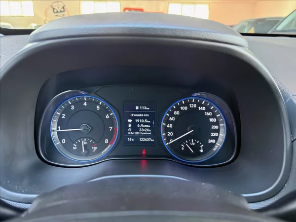 Hyundai Kona 1,0 T-GDI 1maj.CZ,po servisu - foto 17