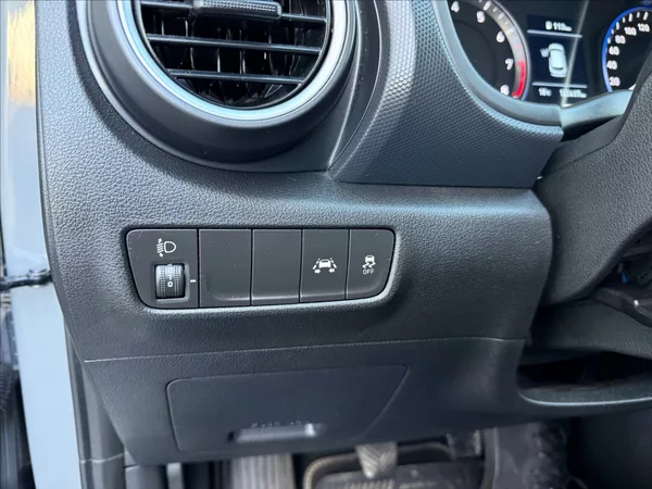 Hyundai Kona 1,0 T-GDI 1maj.CZ,po servisu - foto 18