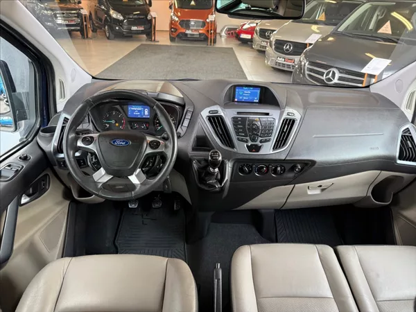Ford Tourneo Custom 2,2 TitaniumX,114kW,velký serv - foto 13
