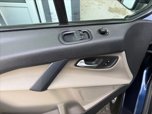 Ford Tourneo Custom 2,2 TitaniumX,114kW,velký serv - foto 18