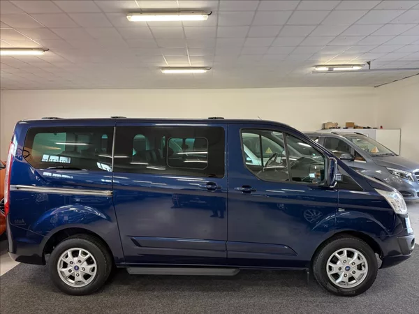 Ford Tourneo Custom 2,2 TitaniumX,114kW,velký serv - foto 4