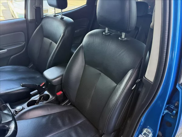 Mitsubishi L200 2,4 Di-D 133kW,4WD,Hardtop,1ma - foto 10