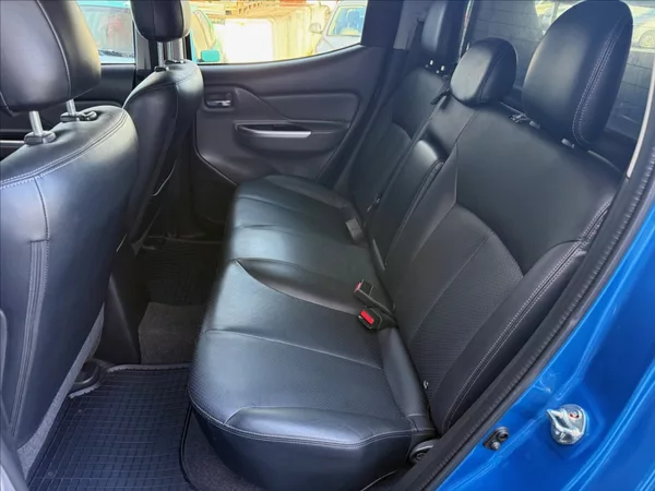 Mitsubishi L200 2,4 Di-D 133kW,4WD,Hardtop,1ma - foto 21