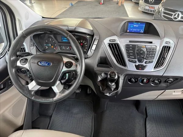 Ford Tourneo Custom 2,2 TitaniumX,92kW,po servisu - foto 14