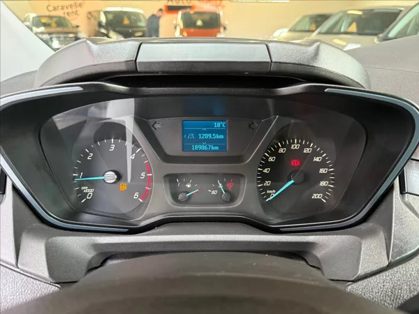 Ford Tourneo Custom 2,2 TitaniumX,92kW,po servisu - foto 17