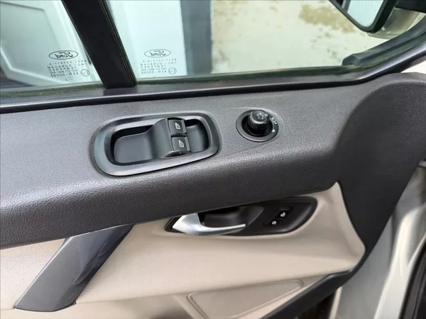 Ford Tourneo Custom 2,2 TitaniumX,92kW,po servisu - foto 18