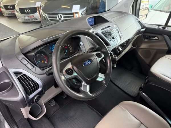 Ford Tourneo Custom 2,2 TitaniumX,92kW,po servisu - foto 9