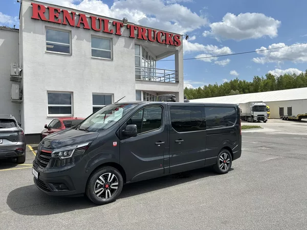 Renault Trafic CREW VAN L2H1 170k RED 5 míst
