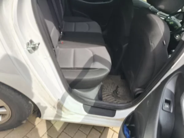 Hyundai i30 1.0 T -Gdi 88Kw Kombi - foto 22