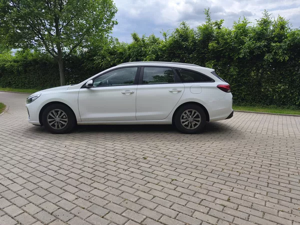 Hyundai i30 1.0 T -Gdi 88Kw Kombi - foto 4