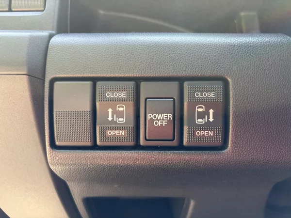 Mazda 5 2.0 Sports-Line - foto 31
