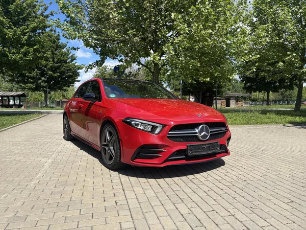 Mercedes-Benz Třídy A A 35 AMG 4Matic - foto 15