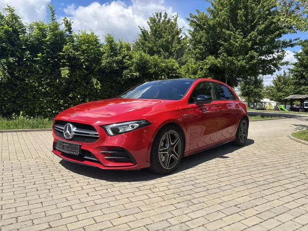 Mercedes-Benz Třídy A A 35 AMG 4Matic - foto 2