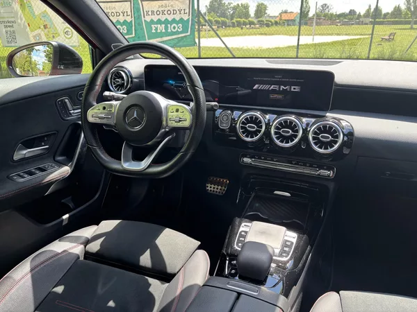Mercedes-Benz Třídy A A 35 AMG 4Matic - foto 23