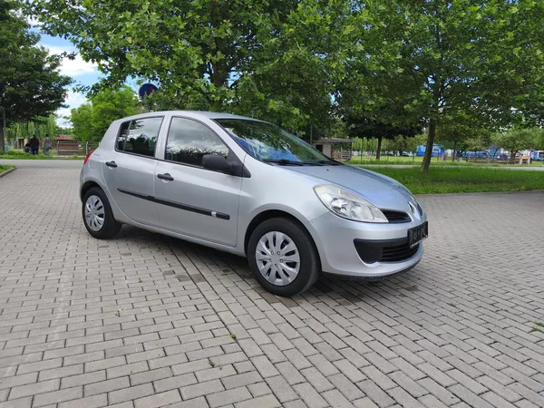 Renault Clio 1.2 confort- nové rozvody - foto 14