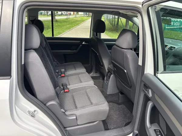 Volkswagen Touran 1.6 75kw Trendline - foto 21