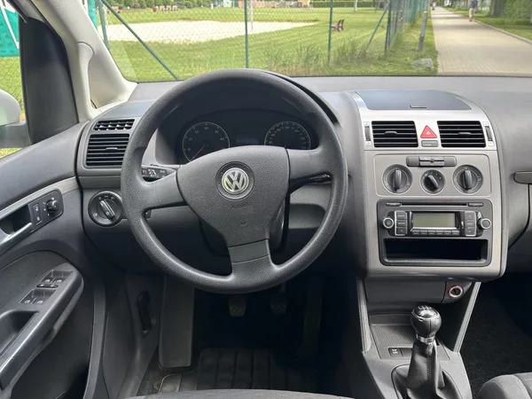 Volkswagen Touran 1.6 75kw Trendline - foto 22