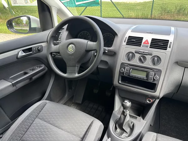 Volkswagen Touran 1.6 75kw Trendline - foto 23