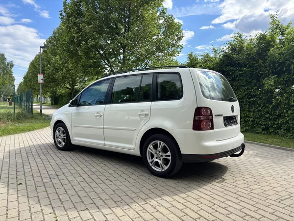 Volkswagen Touran 1.6 75kw Trendline - foto 6