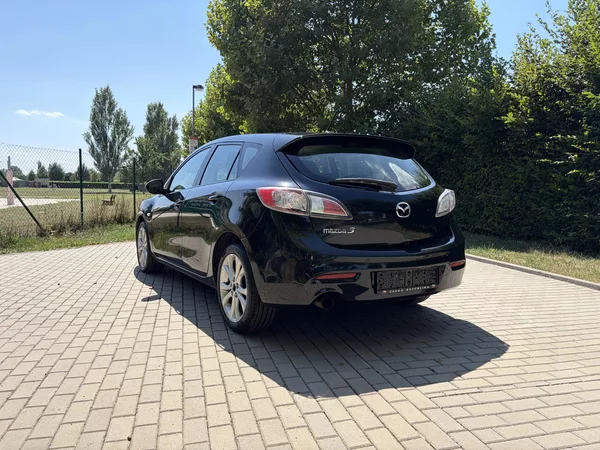 Mazda 3 1.6 90th Anniversary - foto 6